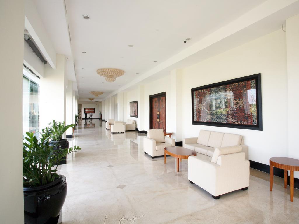 Sintesa Peninsula Hotel Manado Dış mekan fotoğraf