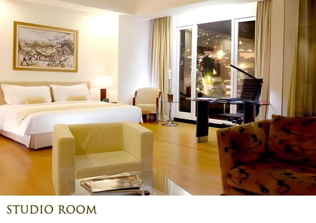Sintesa Peninsula Hotel Manado Dış mekan fotoğraf