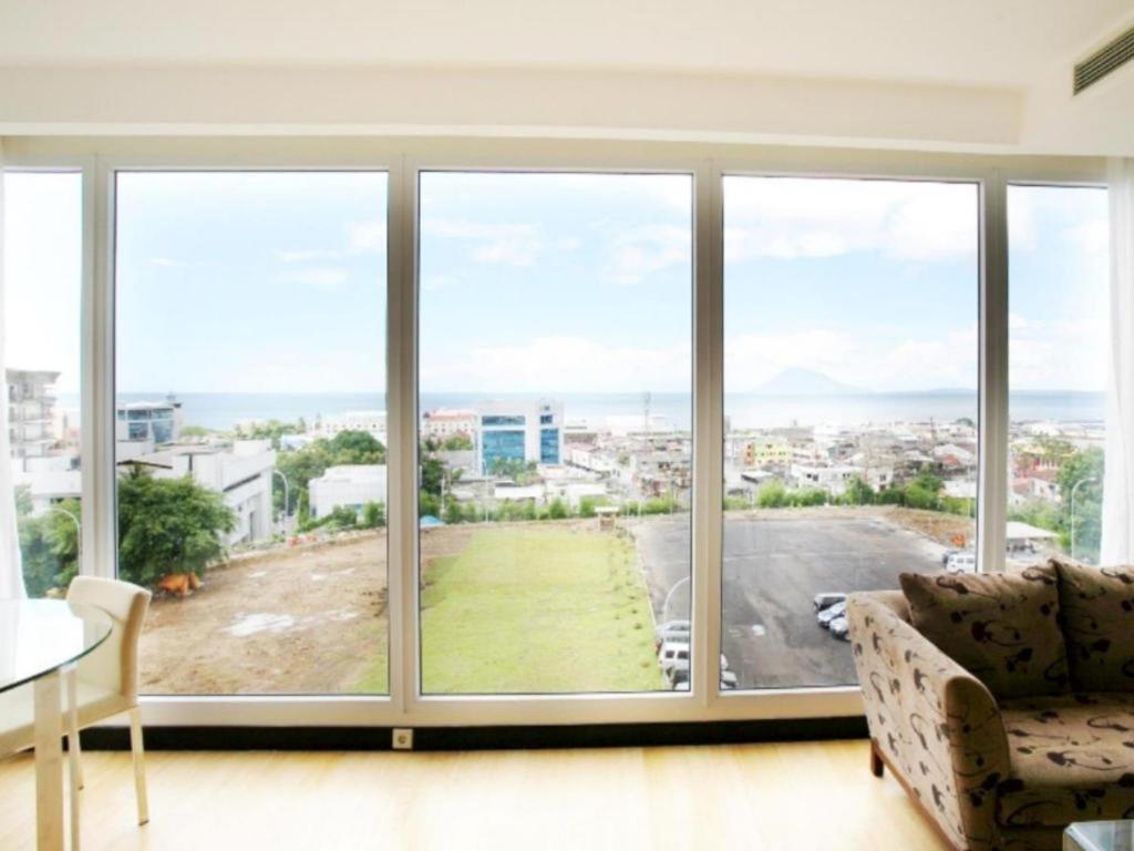 Sintesa Peninsula Hotel Manado Dış mekan fotoğraf