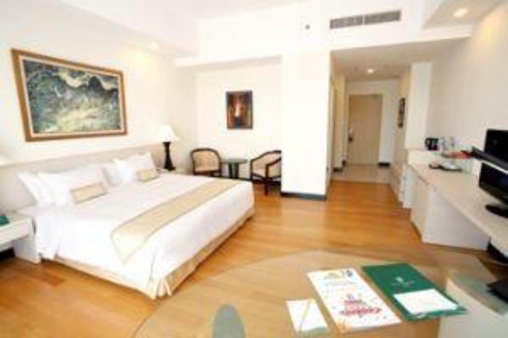 Sintesa Peninsula Hotel Manado Dış mekan fotoğraf